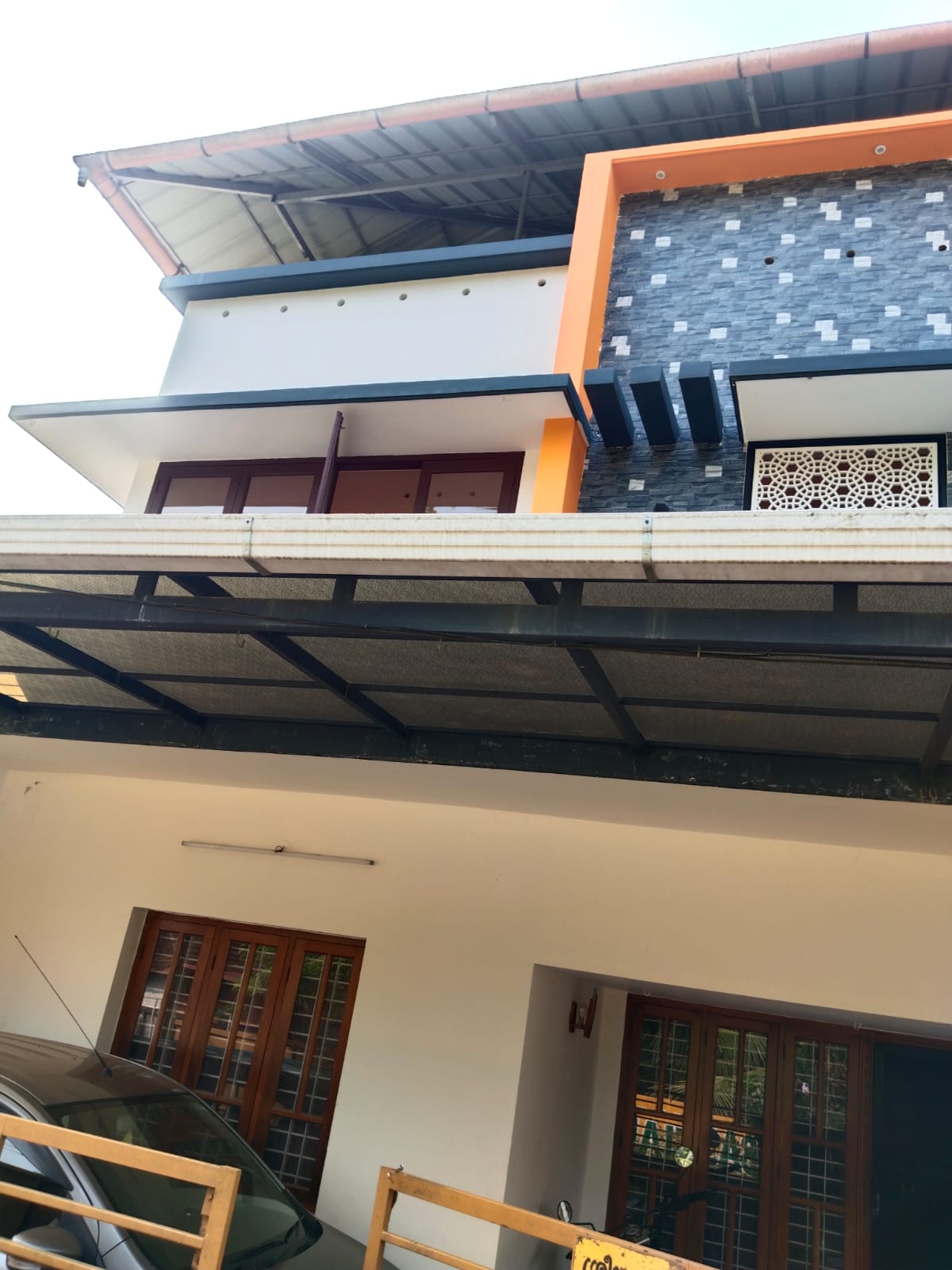 EQ8_P1017 2000sqft House for sale in Kottamkulangara Alappuzha