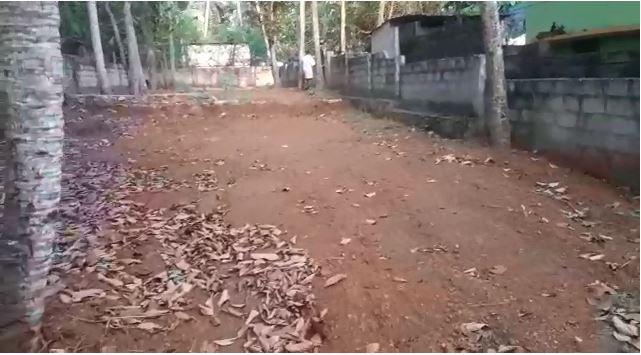 EQ8-P1027 10 cent land for Sale at Vandithadam, Trivandrum