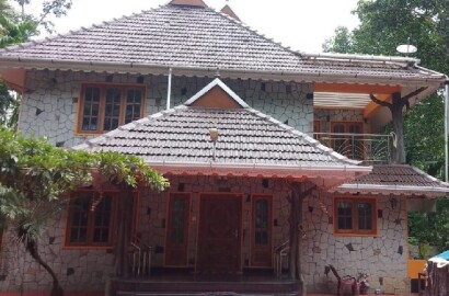 EQ8_P1001 Beautiful house for sale  in Prime Location of Ettumanoor